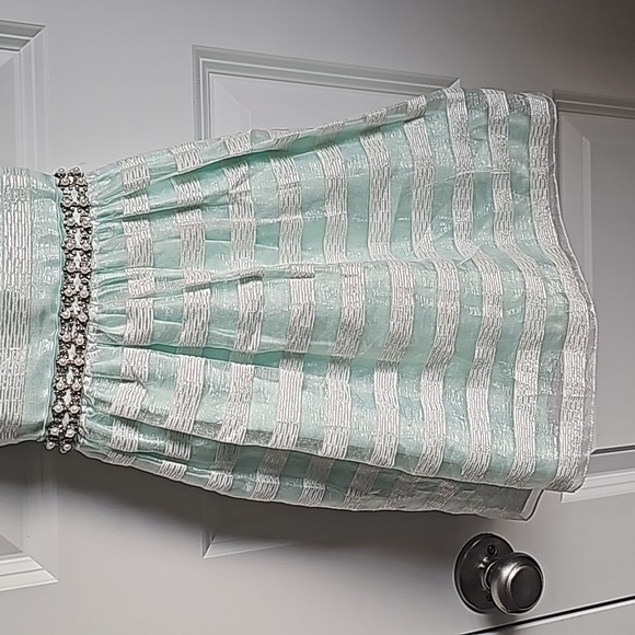 American Princess Formal Dress in Kids Size 2T - Picture 3 of 14